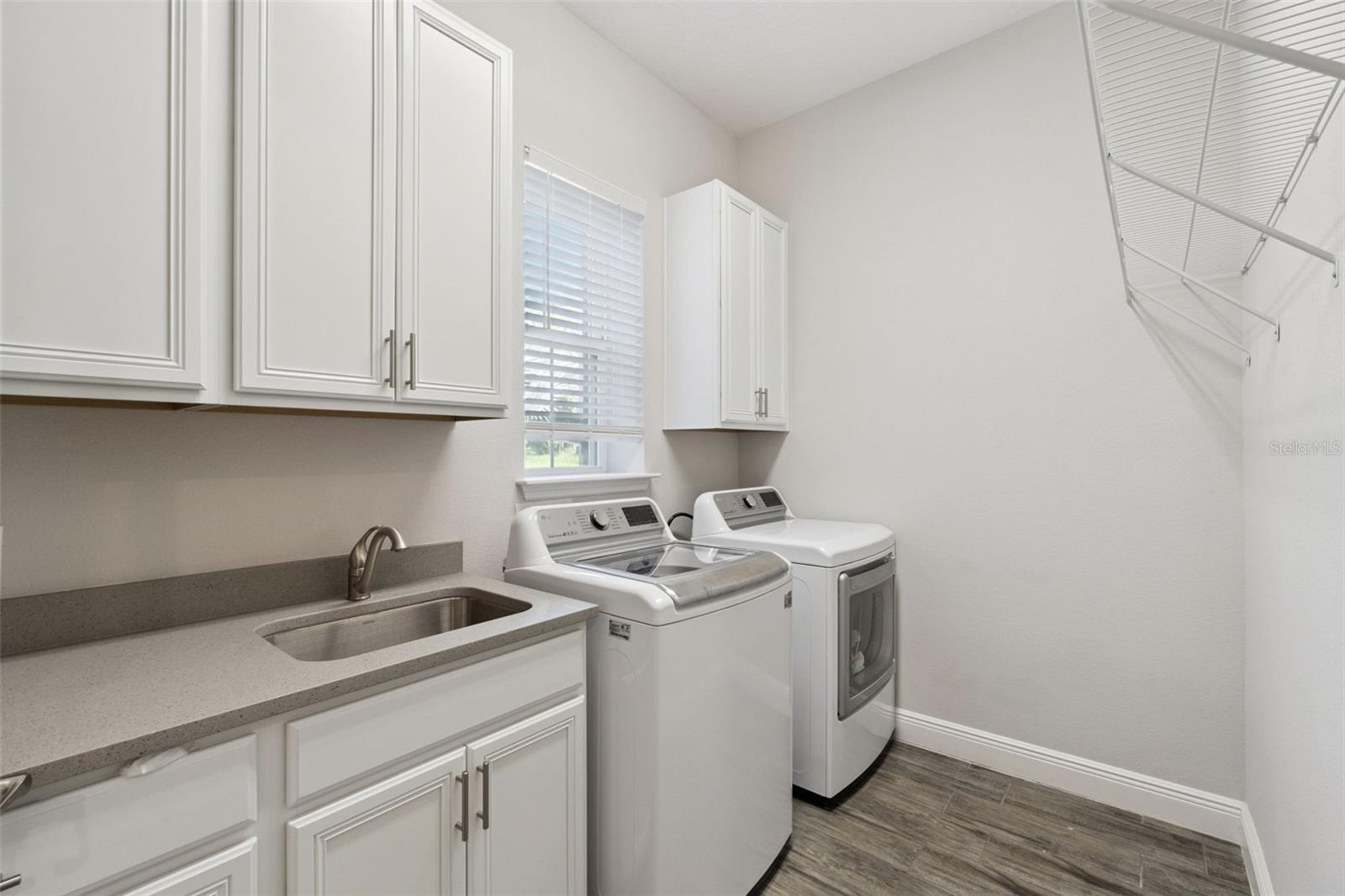 1641 Gateway Ln Property Photo 39