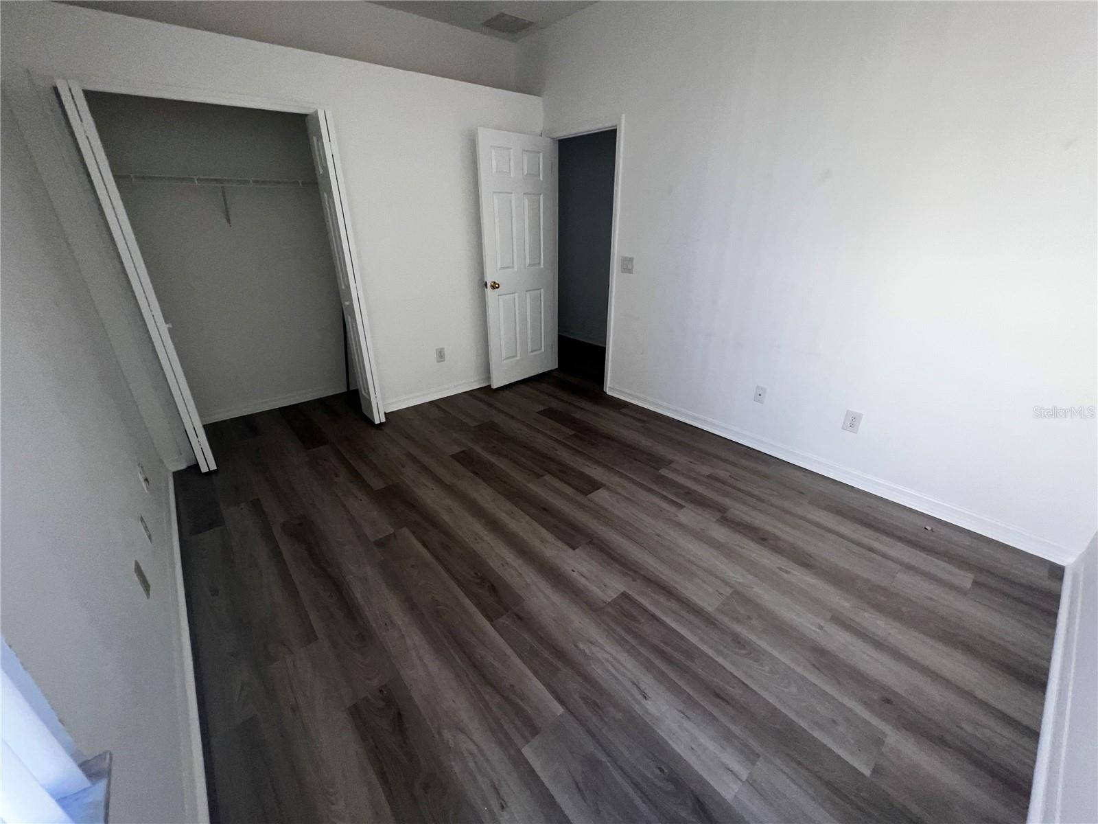 1239 Dunbrooke St Property Photo 18