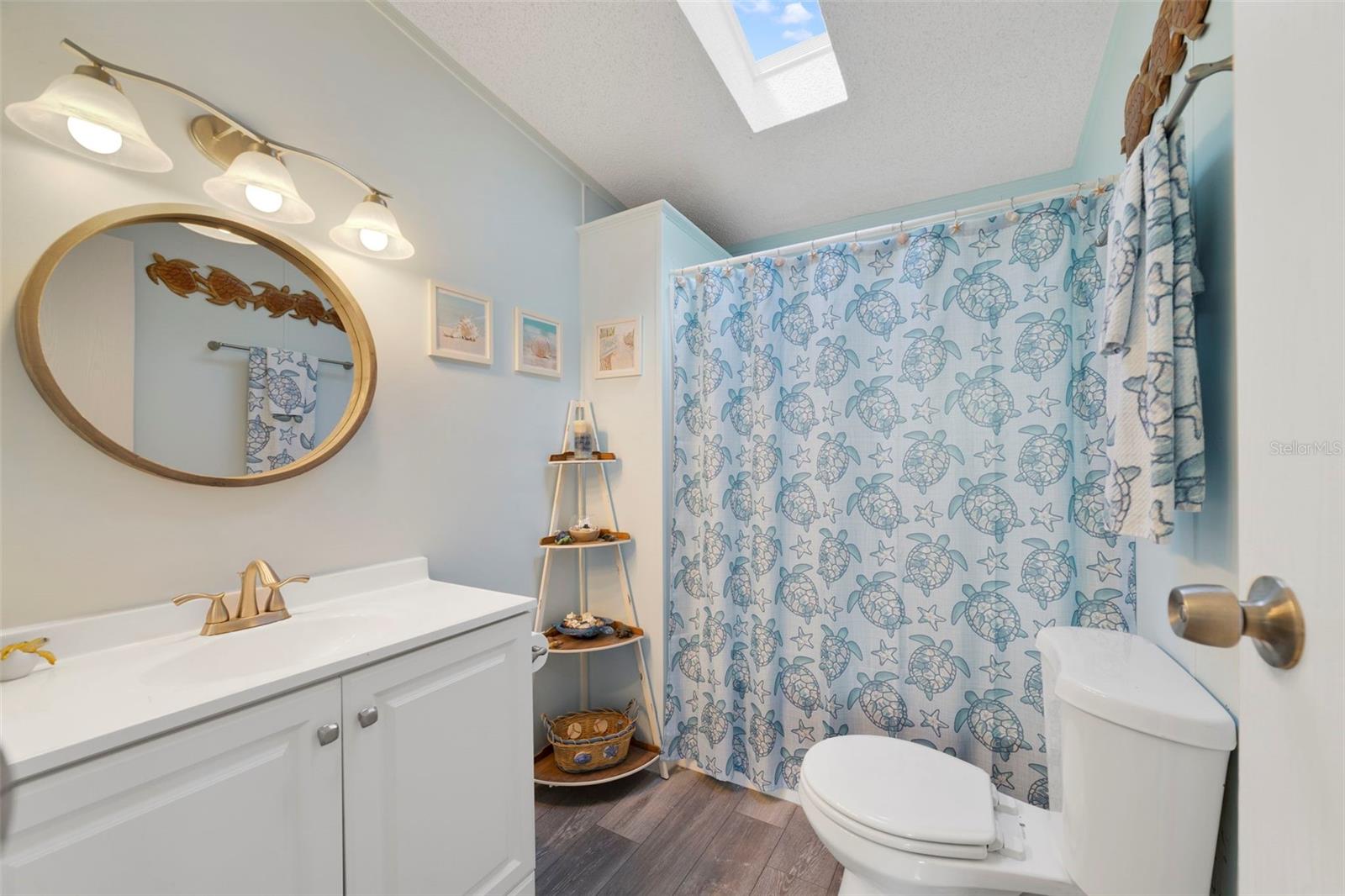 2486 Independence Ln Property Photo 17