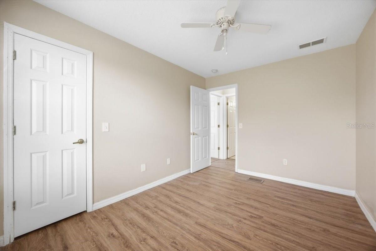 207 Australian Way #main Unit Property Photo 16