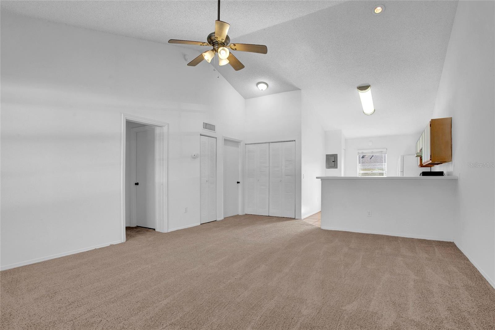 3651 N Goldenrod Rd #c201 Property Photo 2