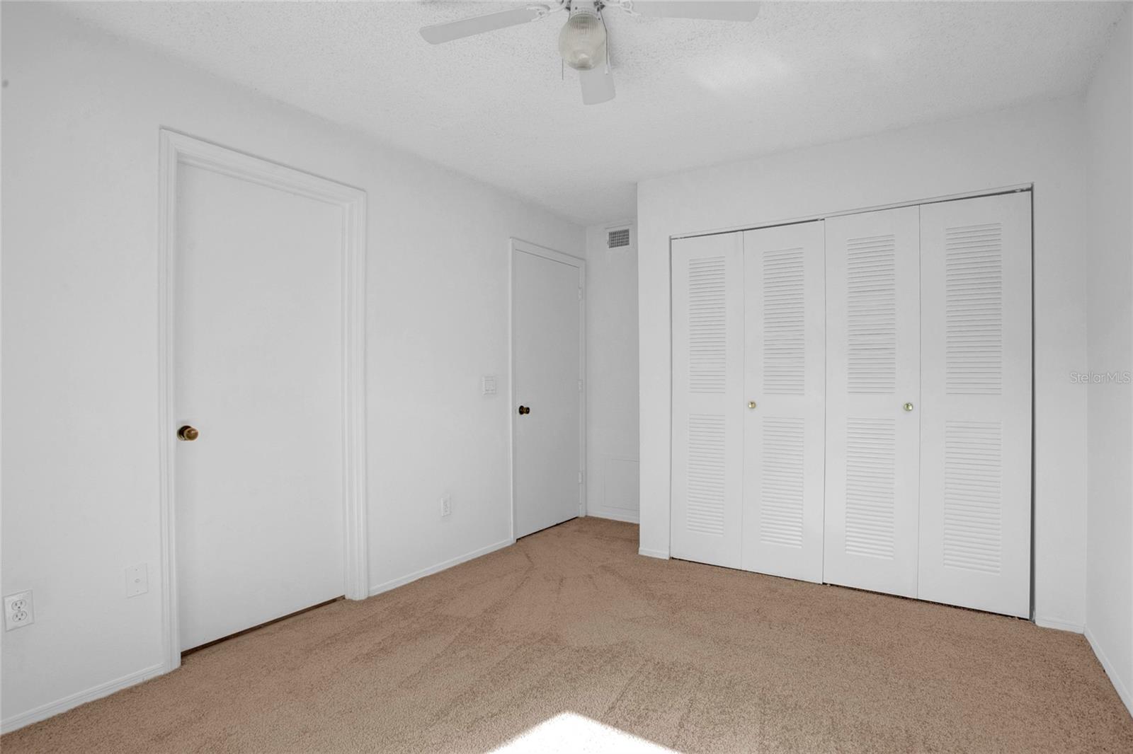 3651 N Goldenrod Rd #c201 Property Photo 10