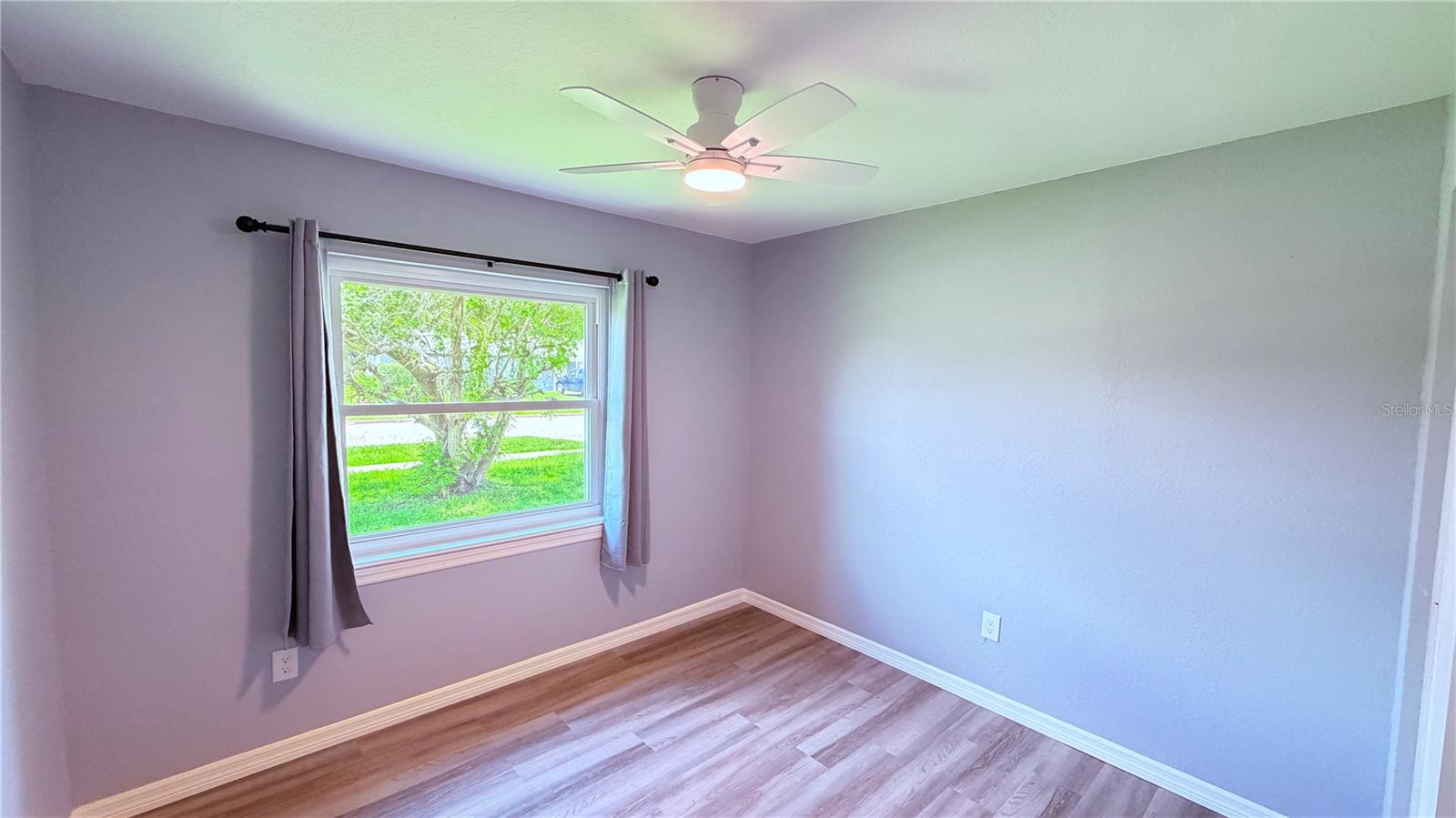 5130 Lescot Ln Property Photo 8