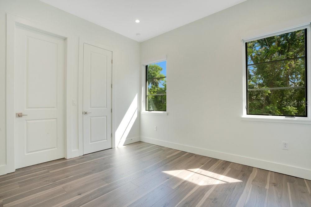 504 W Swoope Ave Property Photo 15