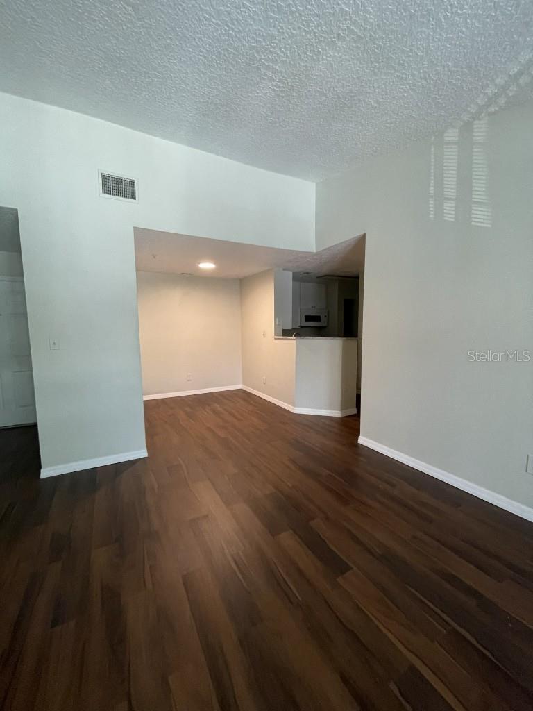 249 Afton Sq #306 Property Photo 10