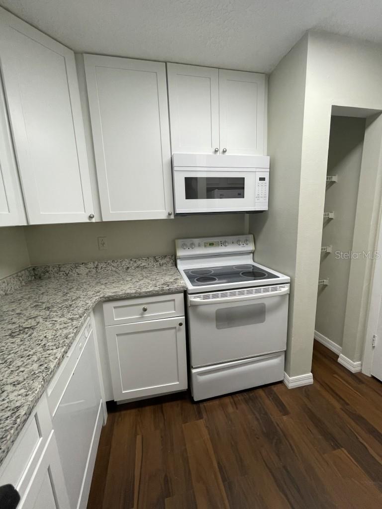 249 Afton Sq #306 Property Photo 21