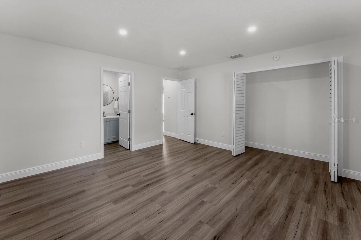 2 Blaine Tree Pl Property Photo 15