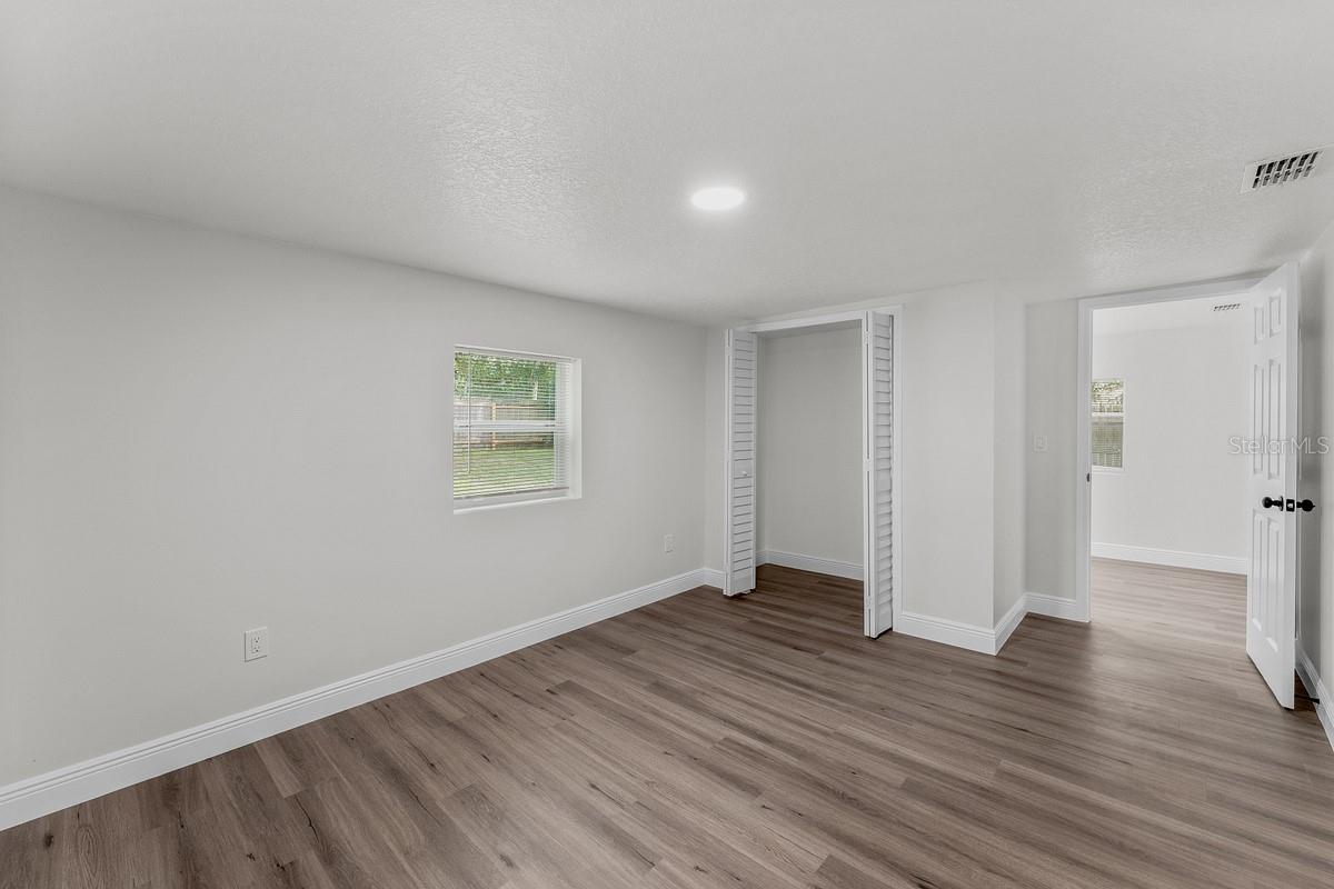 2 Blaine Tree Pl Property Photo 17