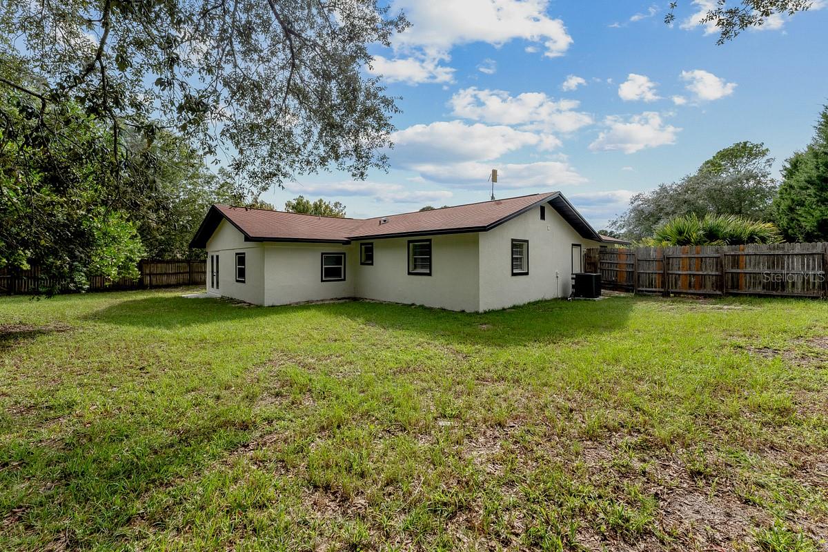 2 Blaine Tree Pl Property Photo 23