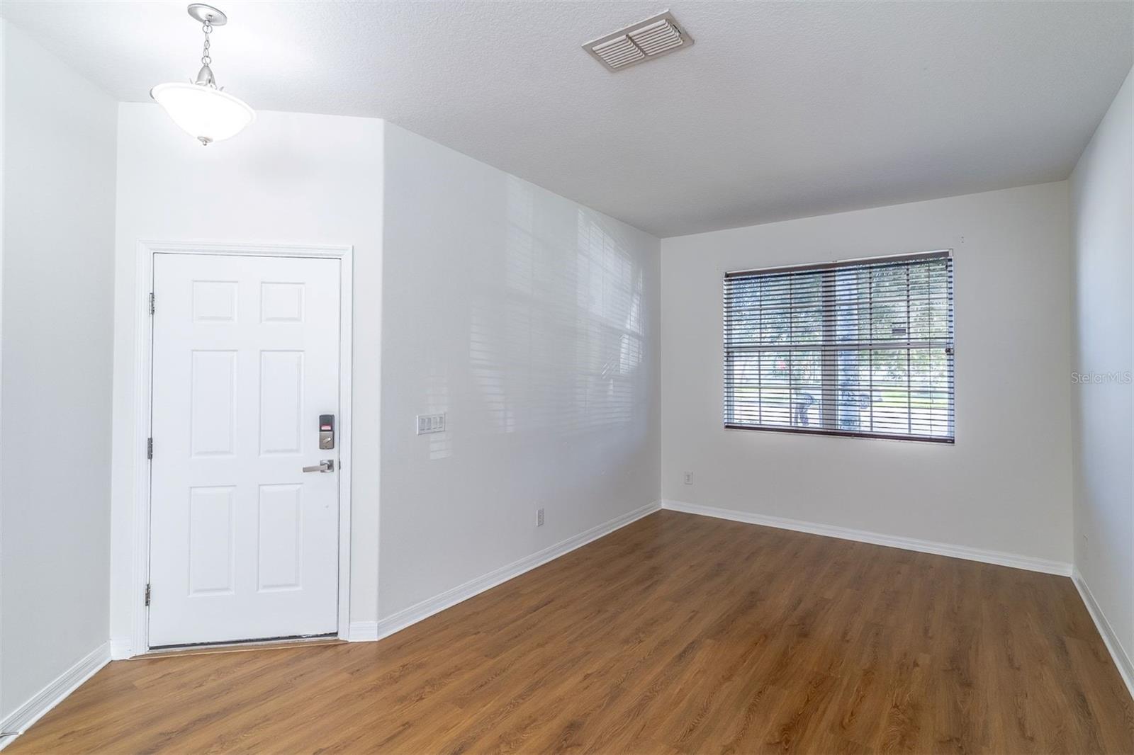 2600 Deansgate Ct Property Photo 7