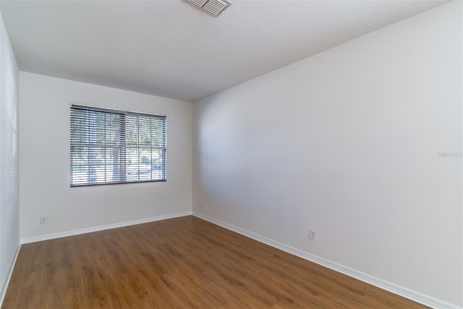2600 Deansgate Ct Property Photo 8