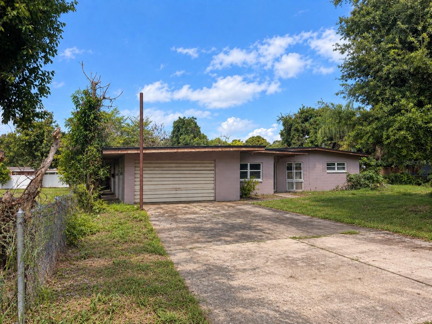 8506 DOT LN
