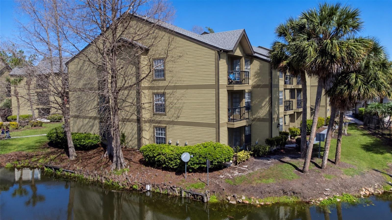 1908 Lake Atriums Cir #24 Property Photo 17