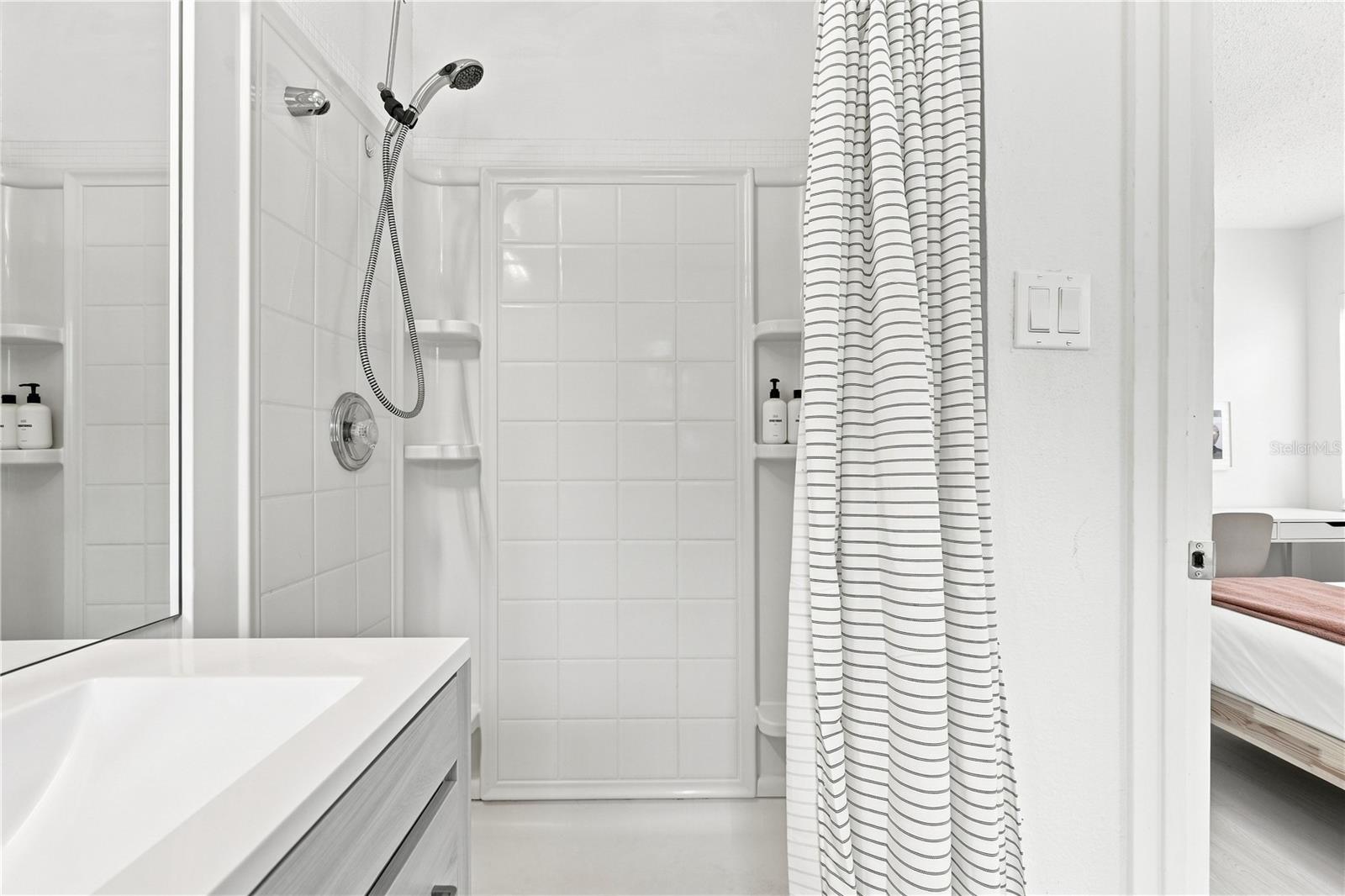 2620 Marble Ave Property Photo 16