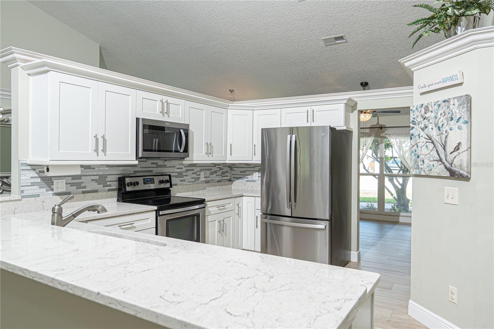 12845 Forestedge Cir Property Photo 17