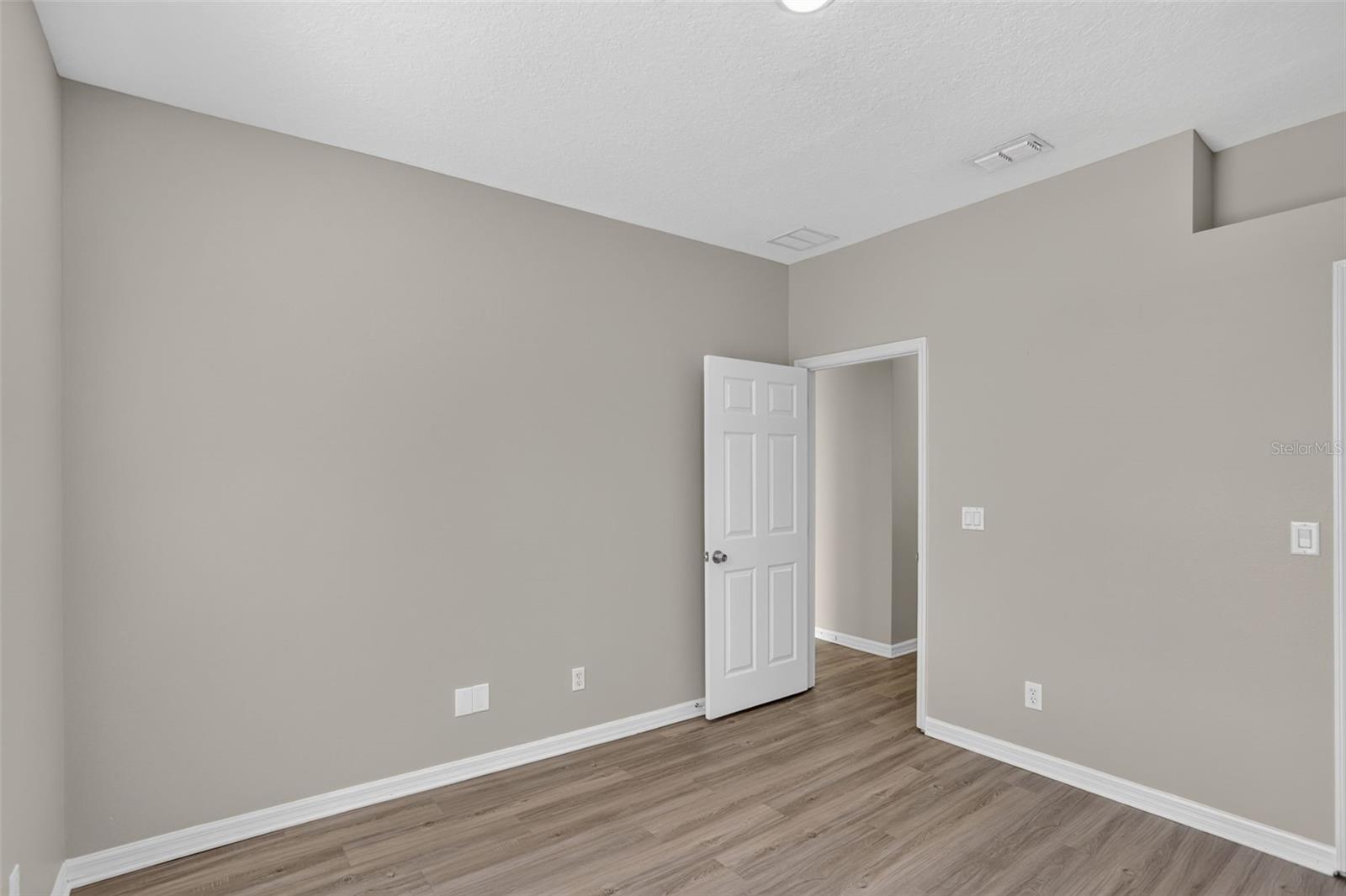 2803 Eagle Lake Dr Property Photo 28