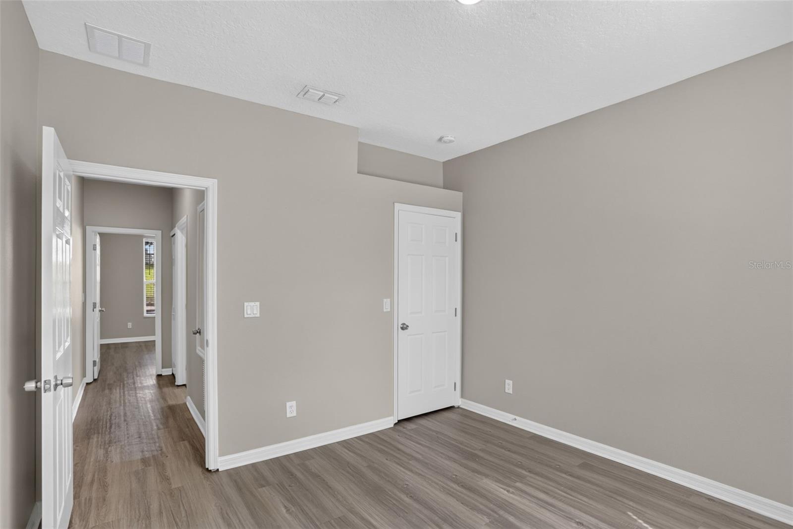 2803 Eagle Lake Dr Property Photo 29