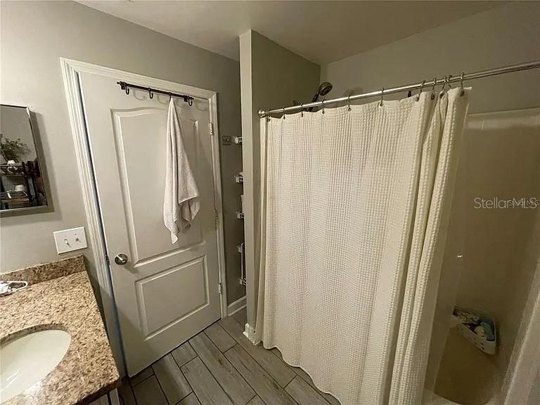 555 Beasley Ct Property Photo 5