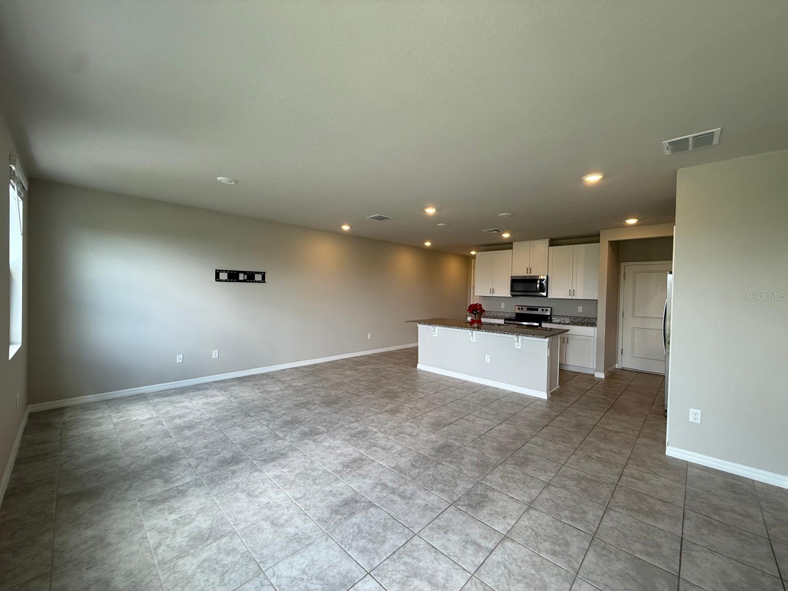 7627 Momentum Pkwy Property Photo 10