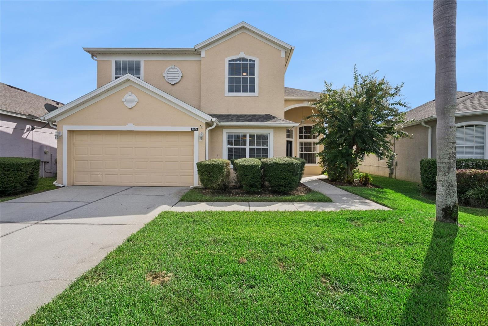 9674 Pacific Pines Ct Property Photo 1