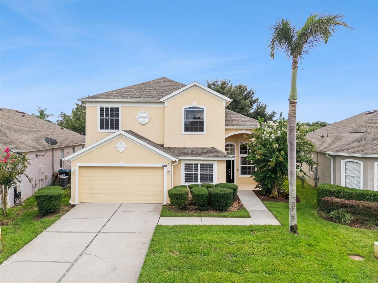 9674 Pacific Pines Ct Property Photo 4