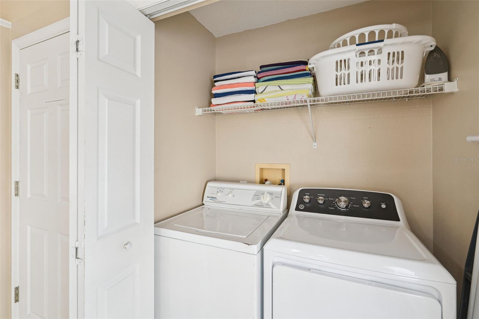 905 Lockbreeze Dr Property Photo 21