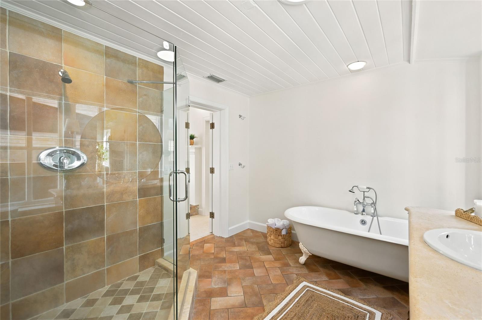 2911 Middlesex Rd Property Photo 37