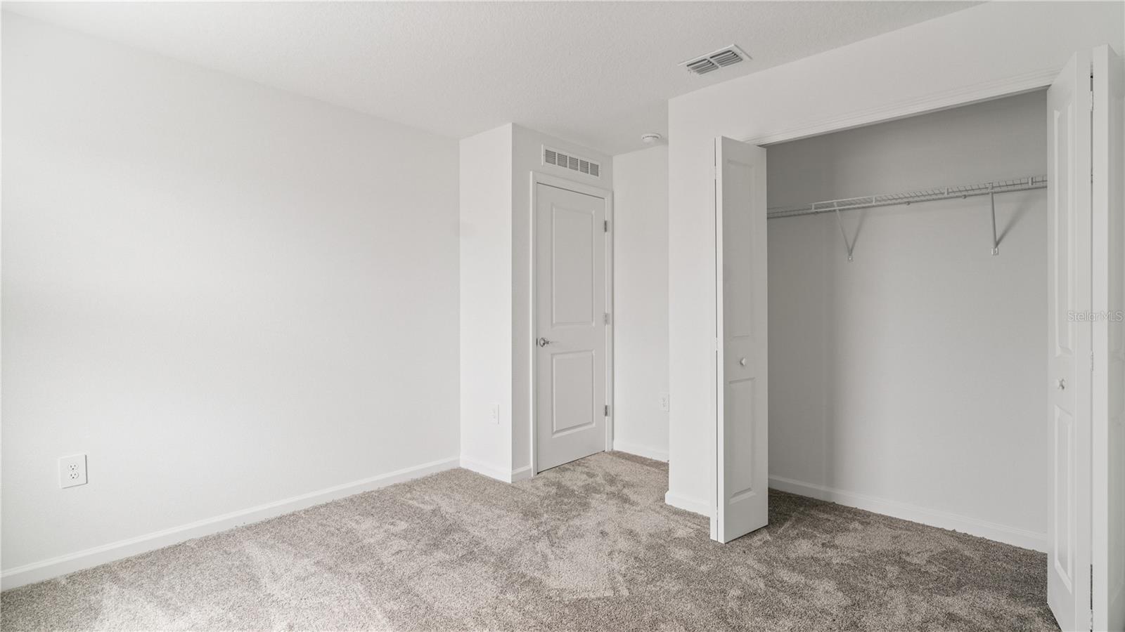 5571 Ronin Dr Property Photo 6