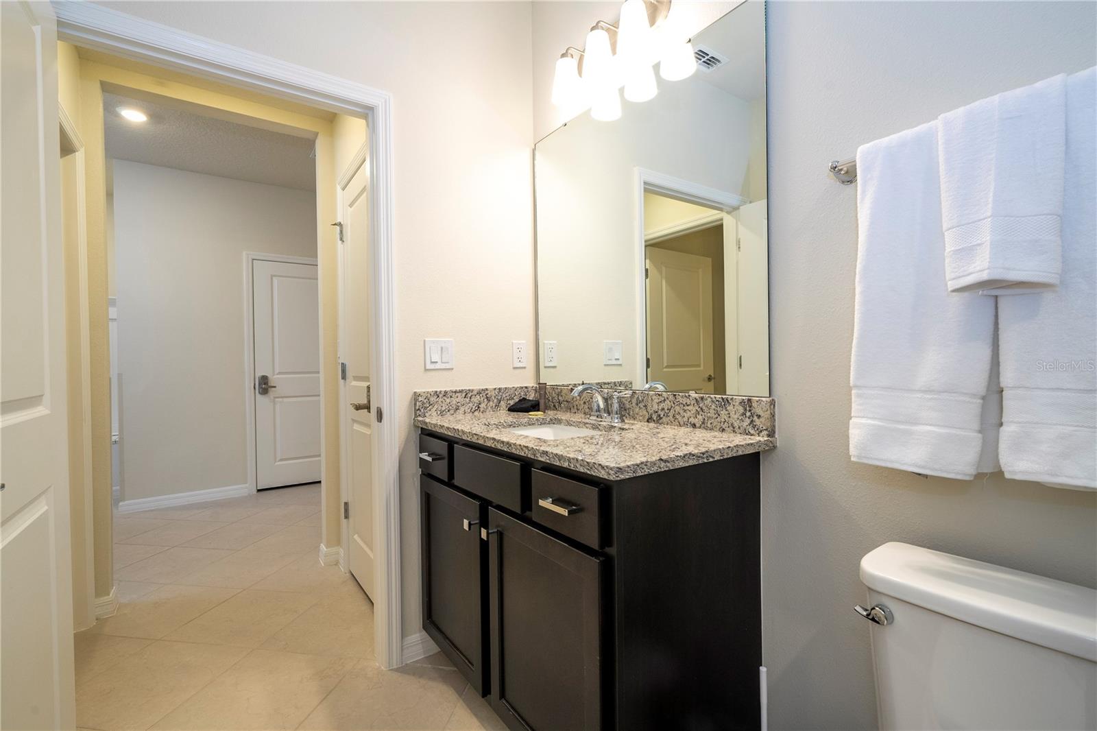1288 Blue Paradise Way Property Photo 13