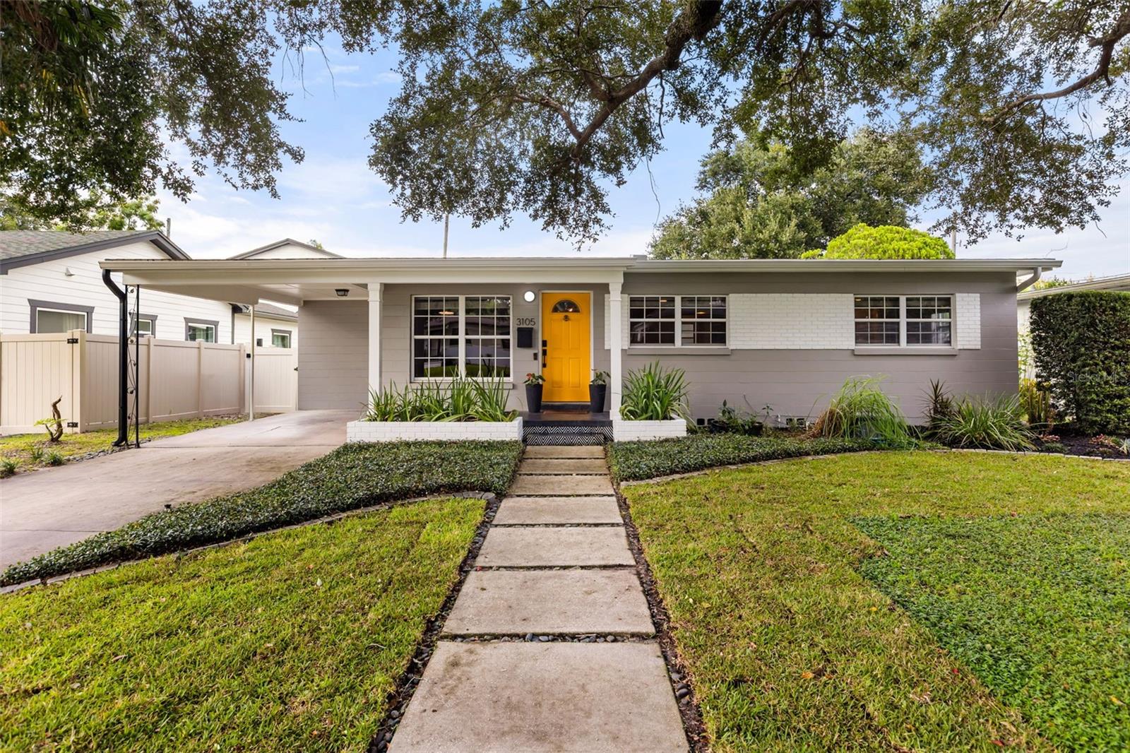 3105 Pickfair St Property Photo 1