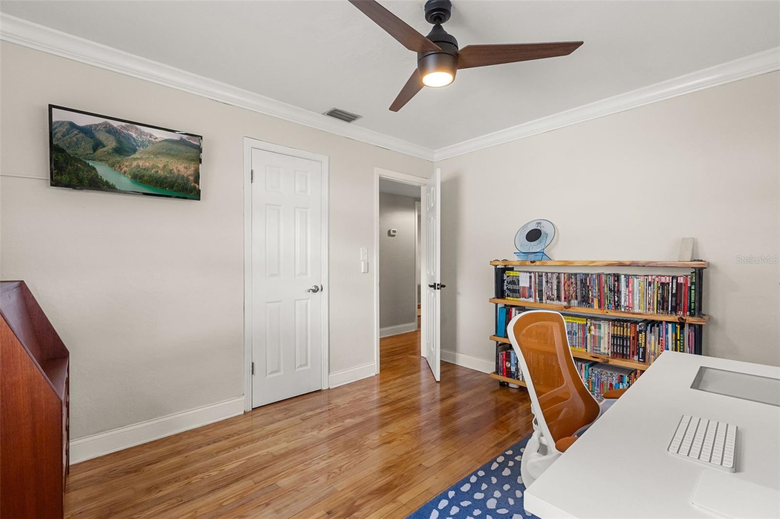 3105 Pickfair St Property Photo 17