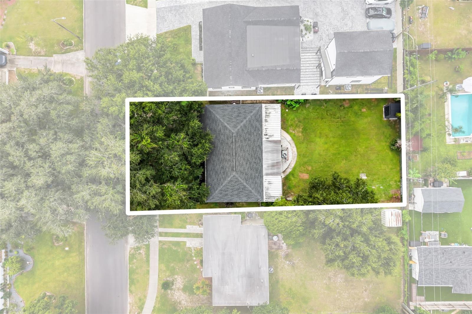 3105 Pickfair St Property Photo 40