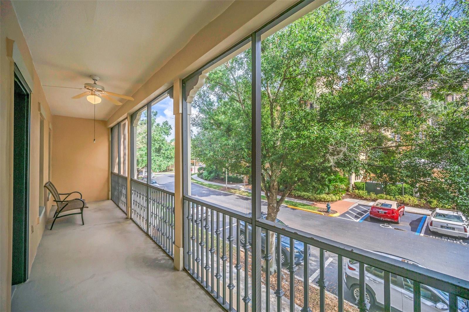 506 Mirasol Cir #202 Property Photo 2