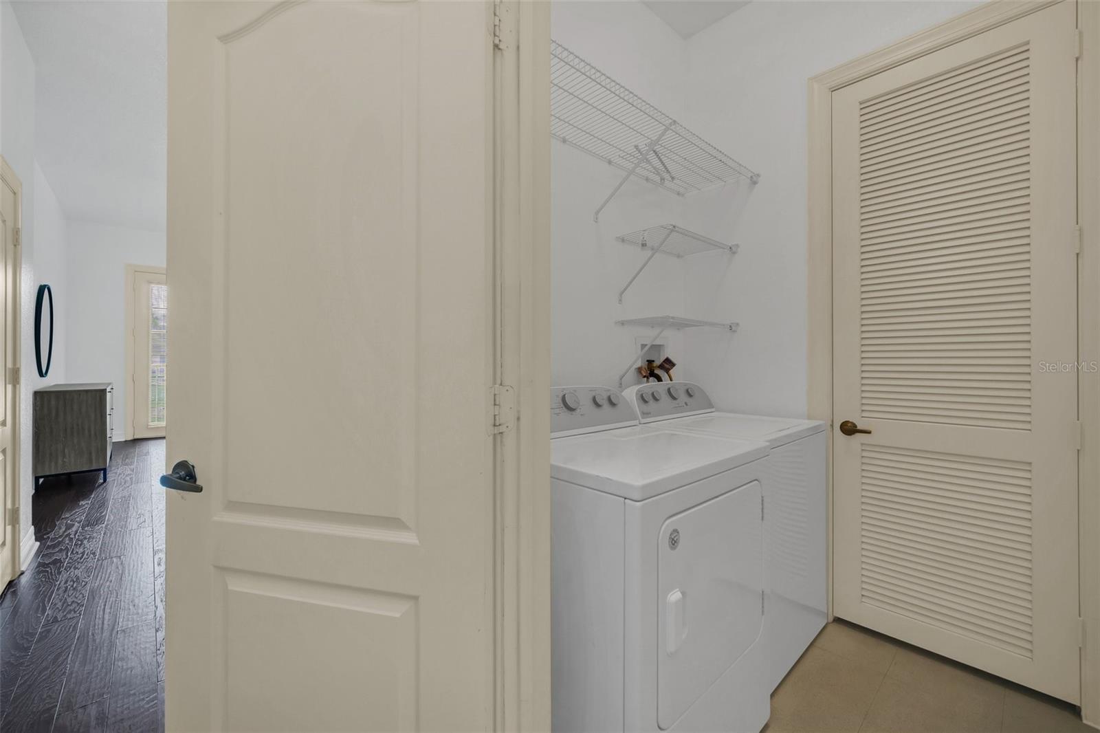 506 Mirasol Cir #202 Property Photo 20