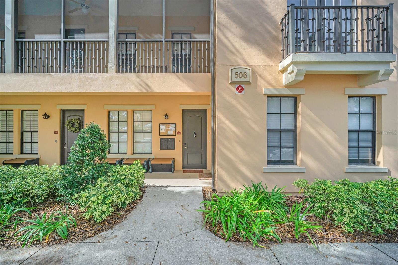 506 Mirasol Cir #202 Property Photo 25