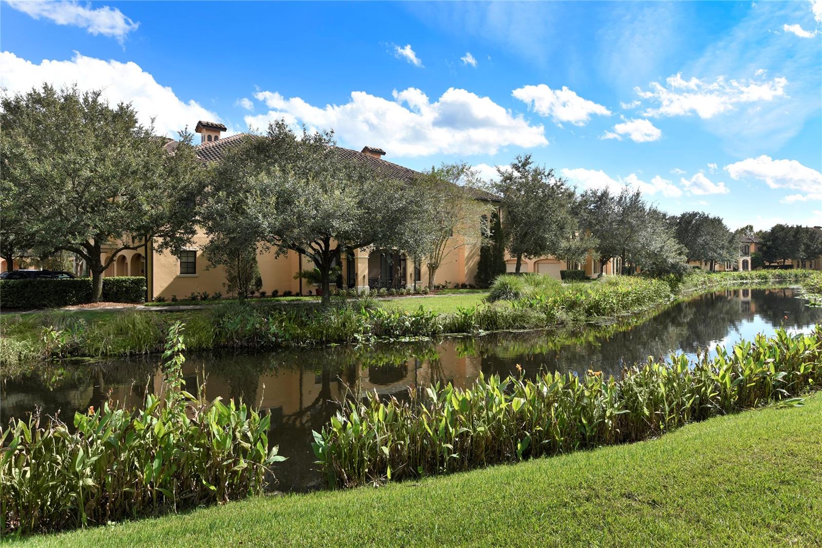 506 Mirasol Cir #202 Property Photo 31