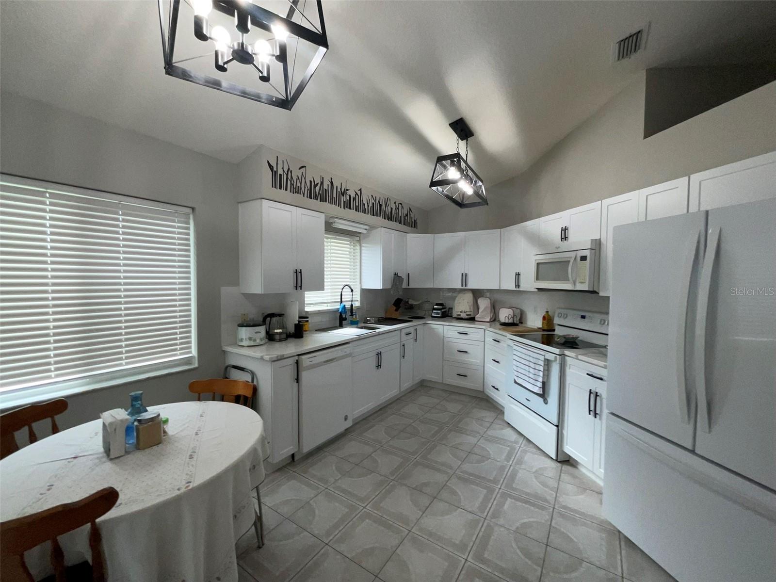 2084 Nw 50th Cir Property Photo 16