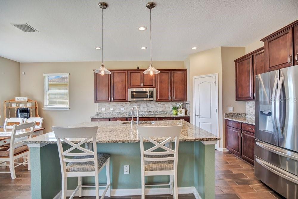 1888 Jainic Loop Property Photo 15