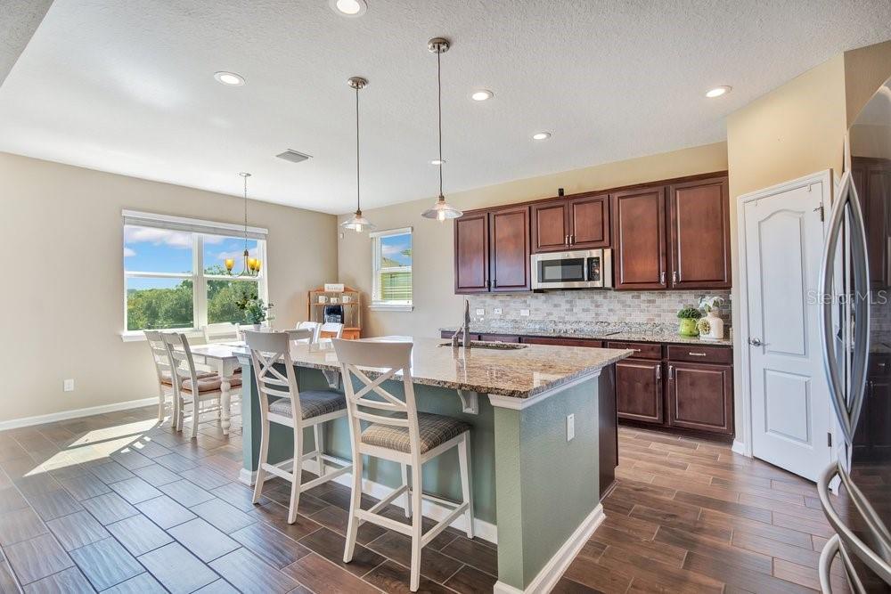 1888 Jainic Loop Property Photo 16