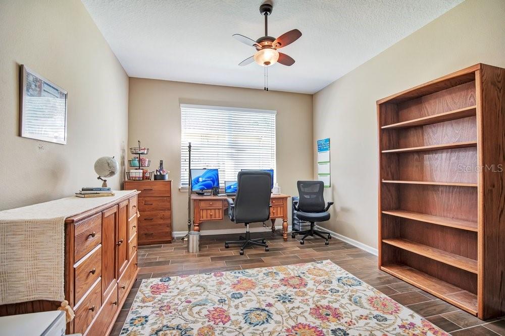 1888 Jainic Loop Property Photo 19