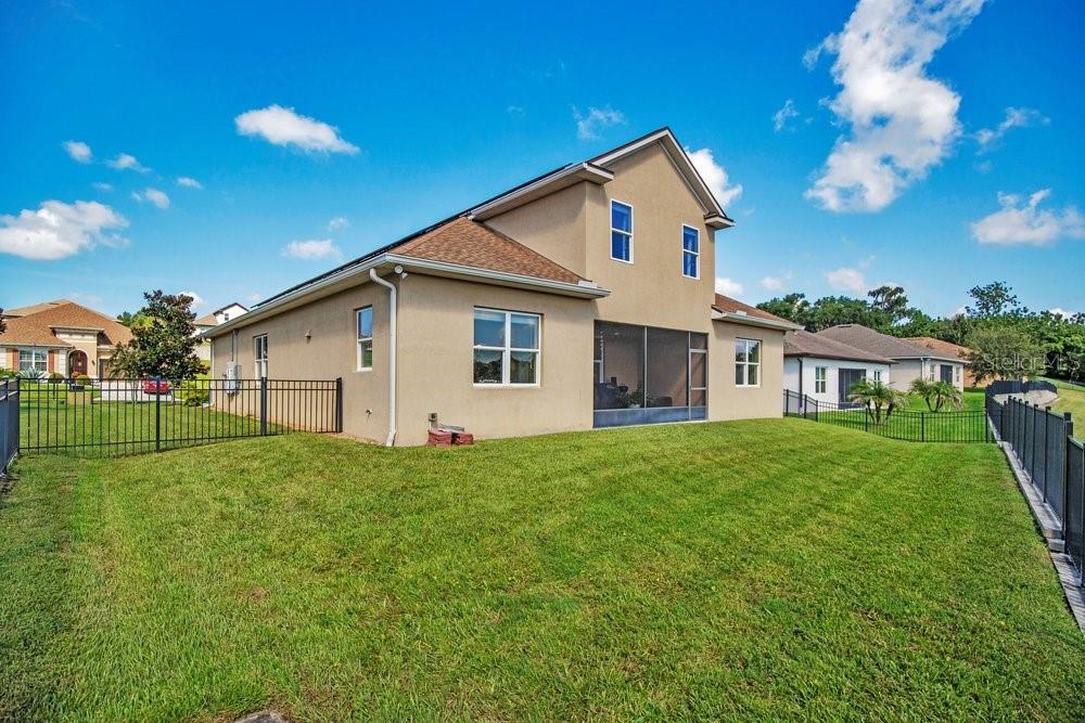 1888 Jainic Loop Property Photo 36