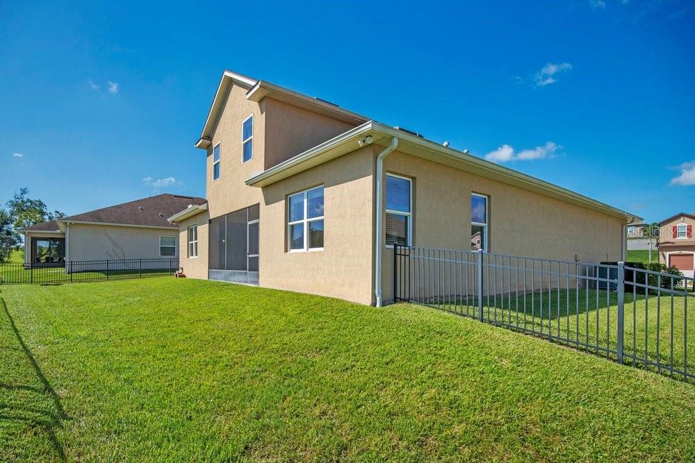 1888 Jainic Loop Property Photo 37