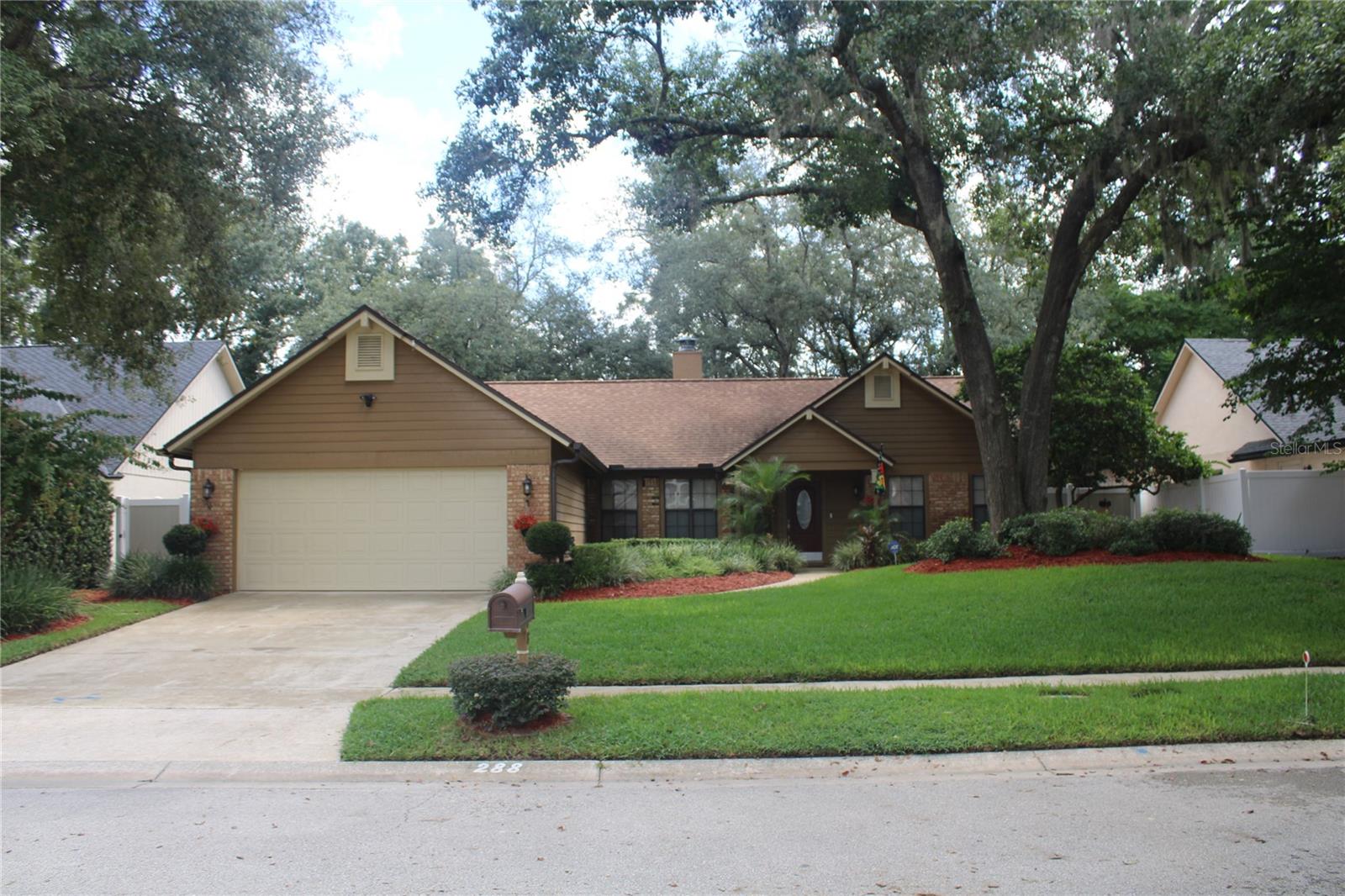 288 Ringwood Dr Property Photo 1