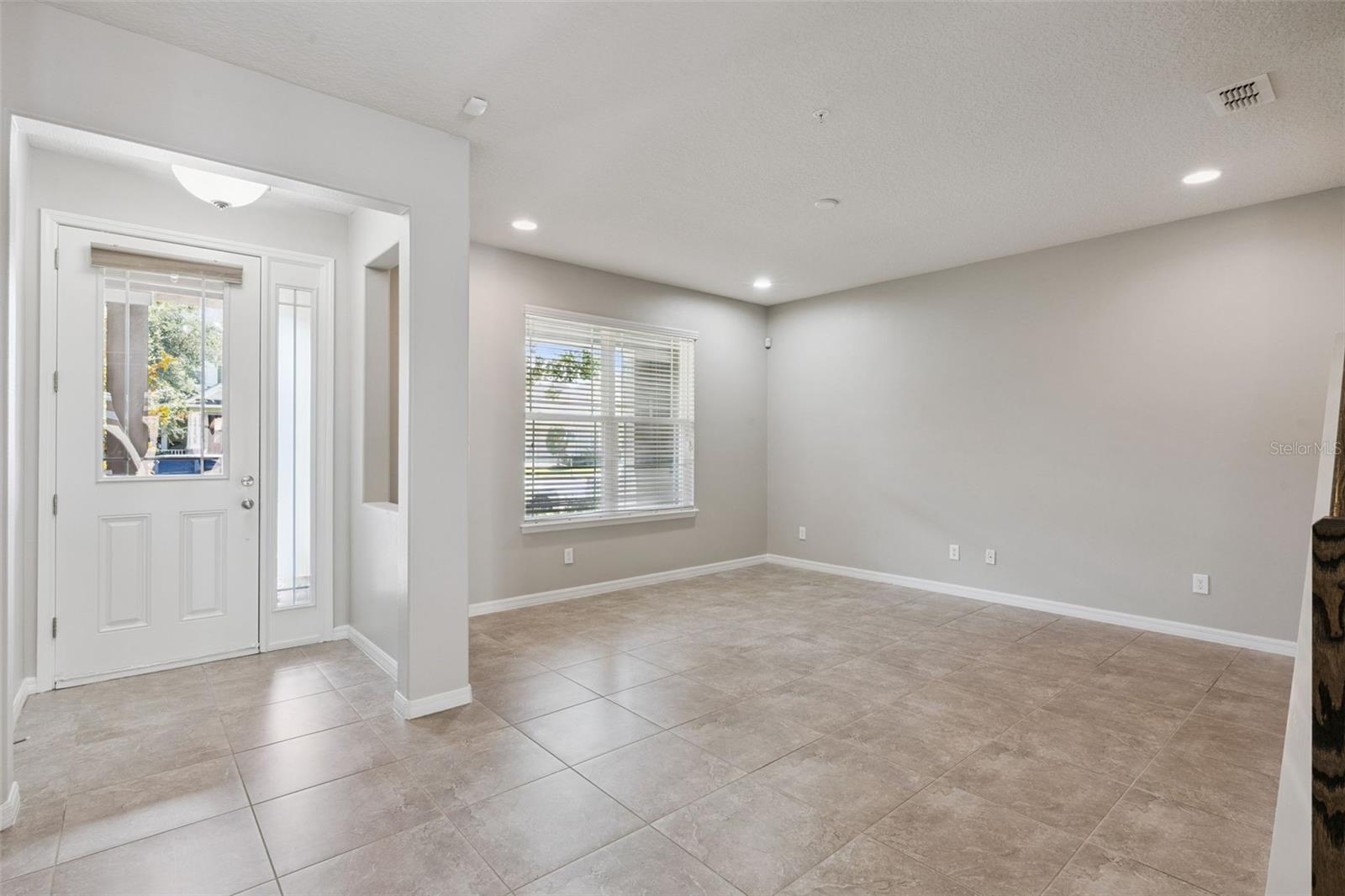 8650 Vedder Ln Property Photo 3