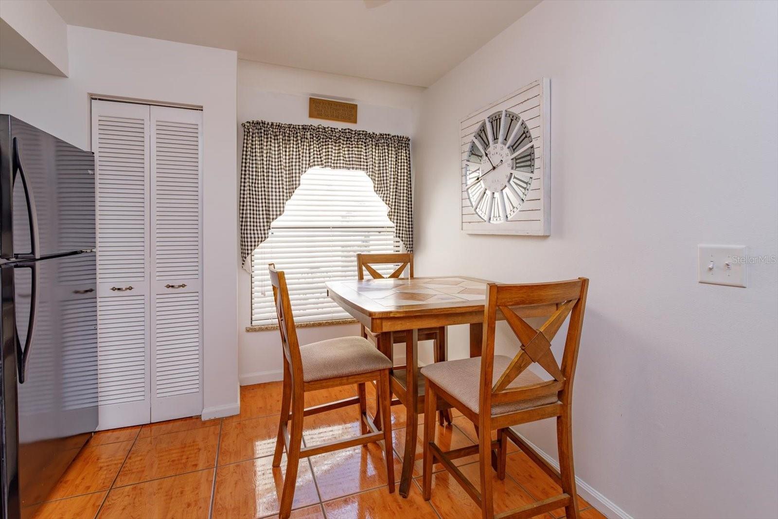 6128 Raintree Dr #l2 Property Photo 9