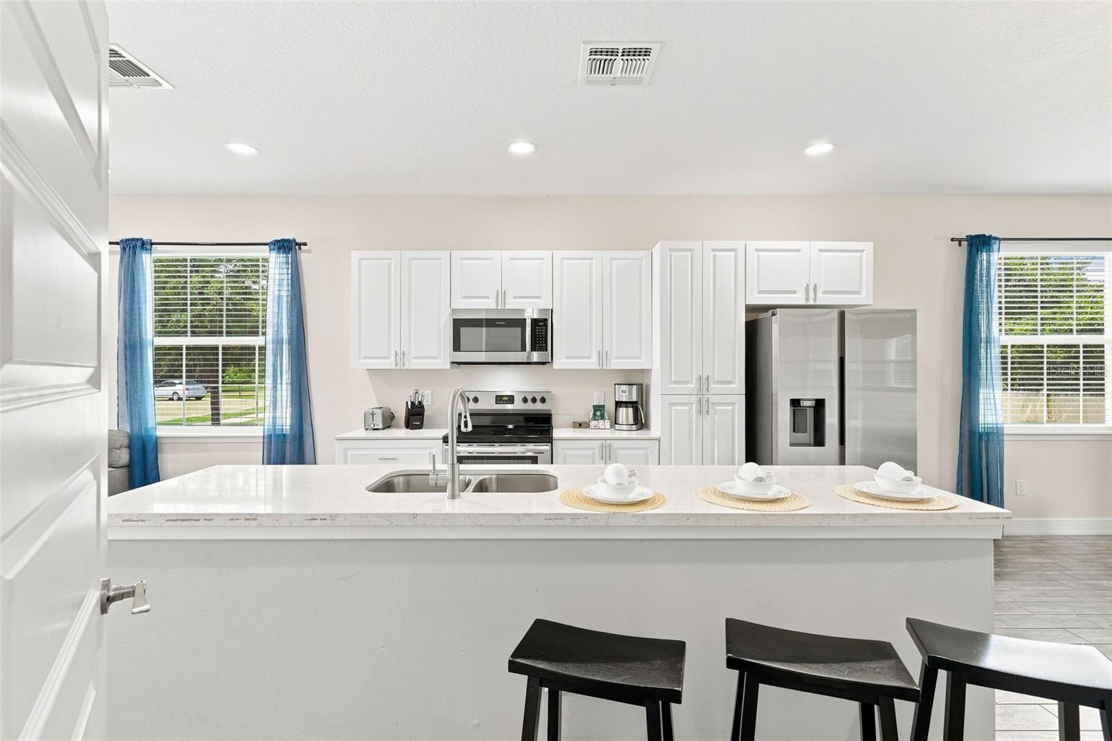 4461 Summer Flowers Pl Property Photo 13