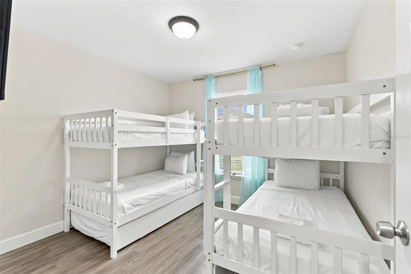 4461 Summer Flowers Pl Property Photo 25