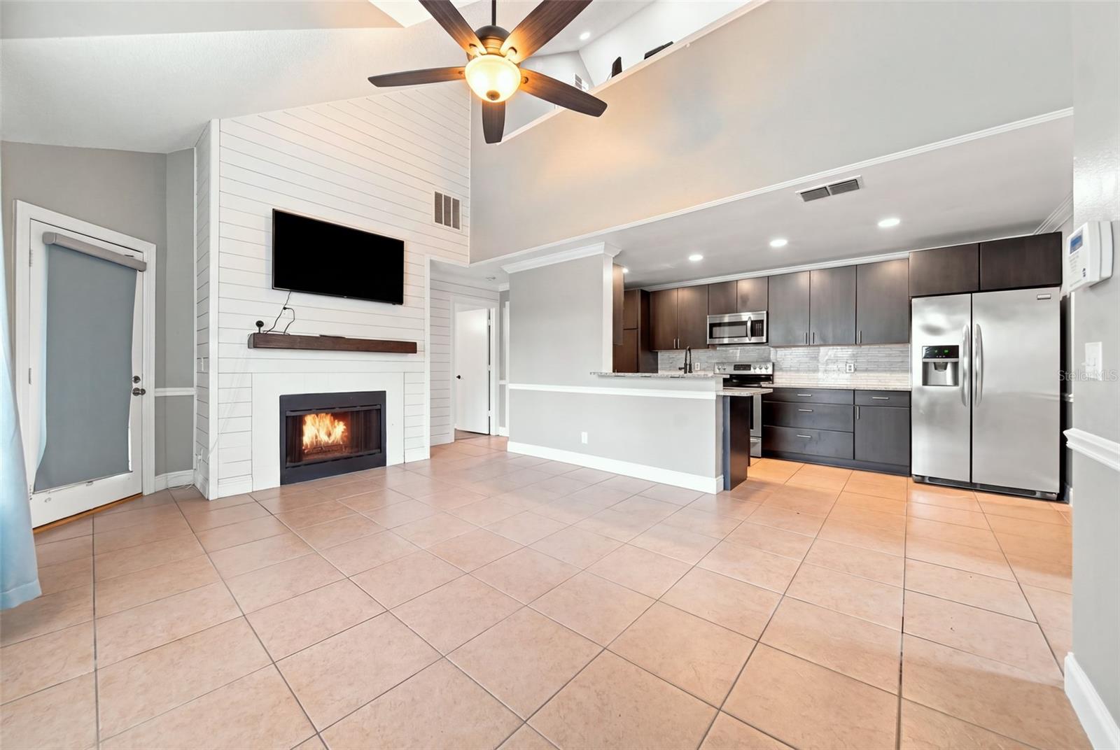 5986 Westgate Dr #303 Property Photo 12