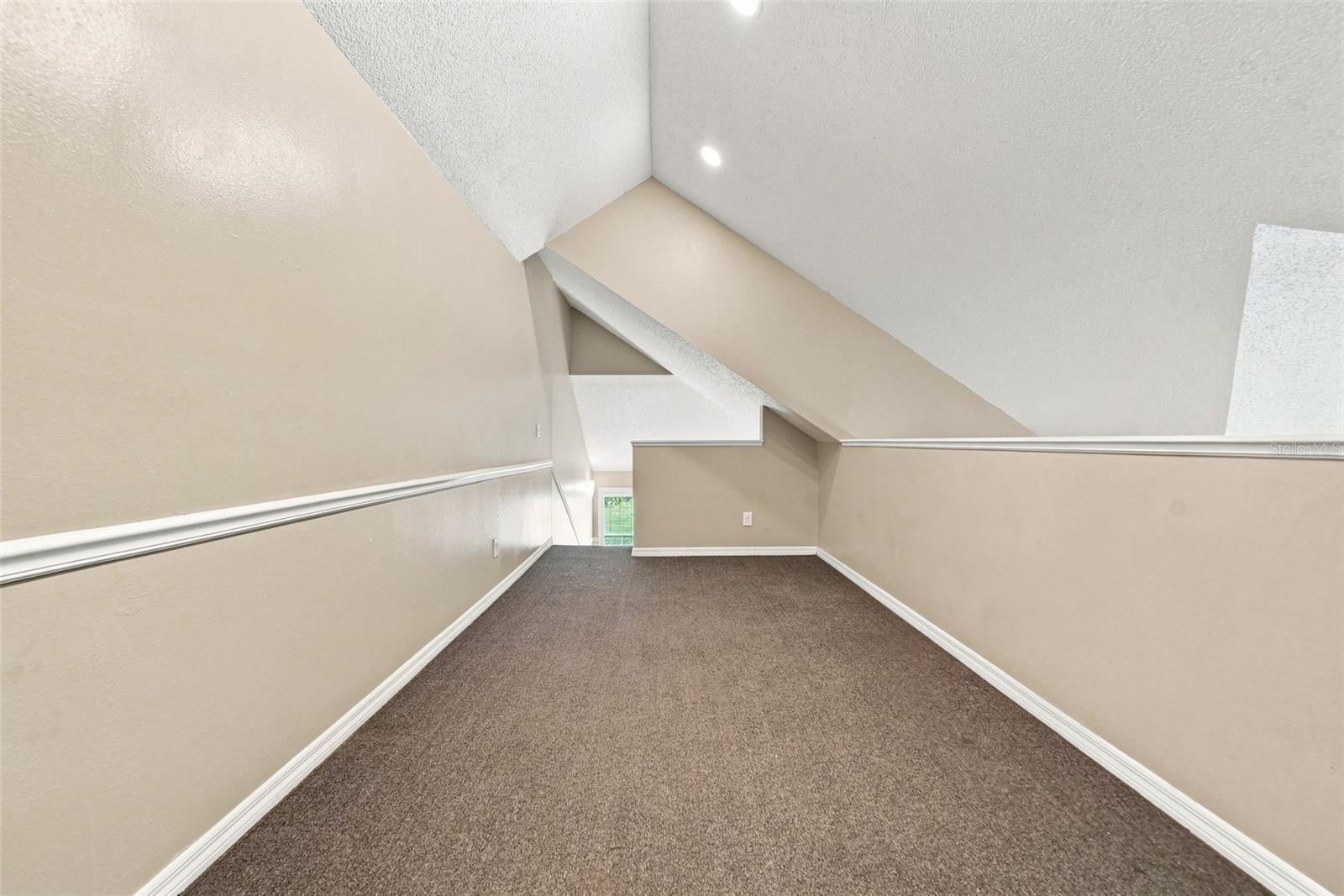 5986 Westgate Dr #303 Property Photo 21