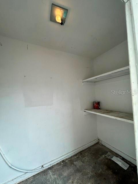 682 Leslie Ct #682 Property Photo 22